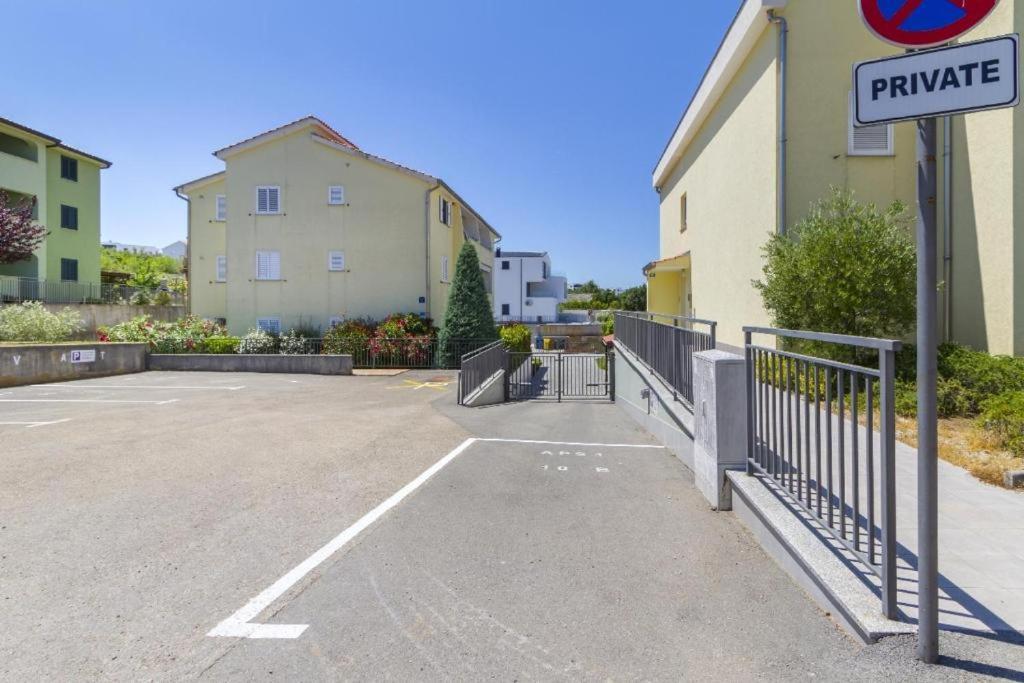 Apartment Starry Night Malinska Exterior foto